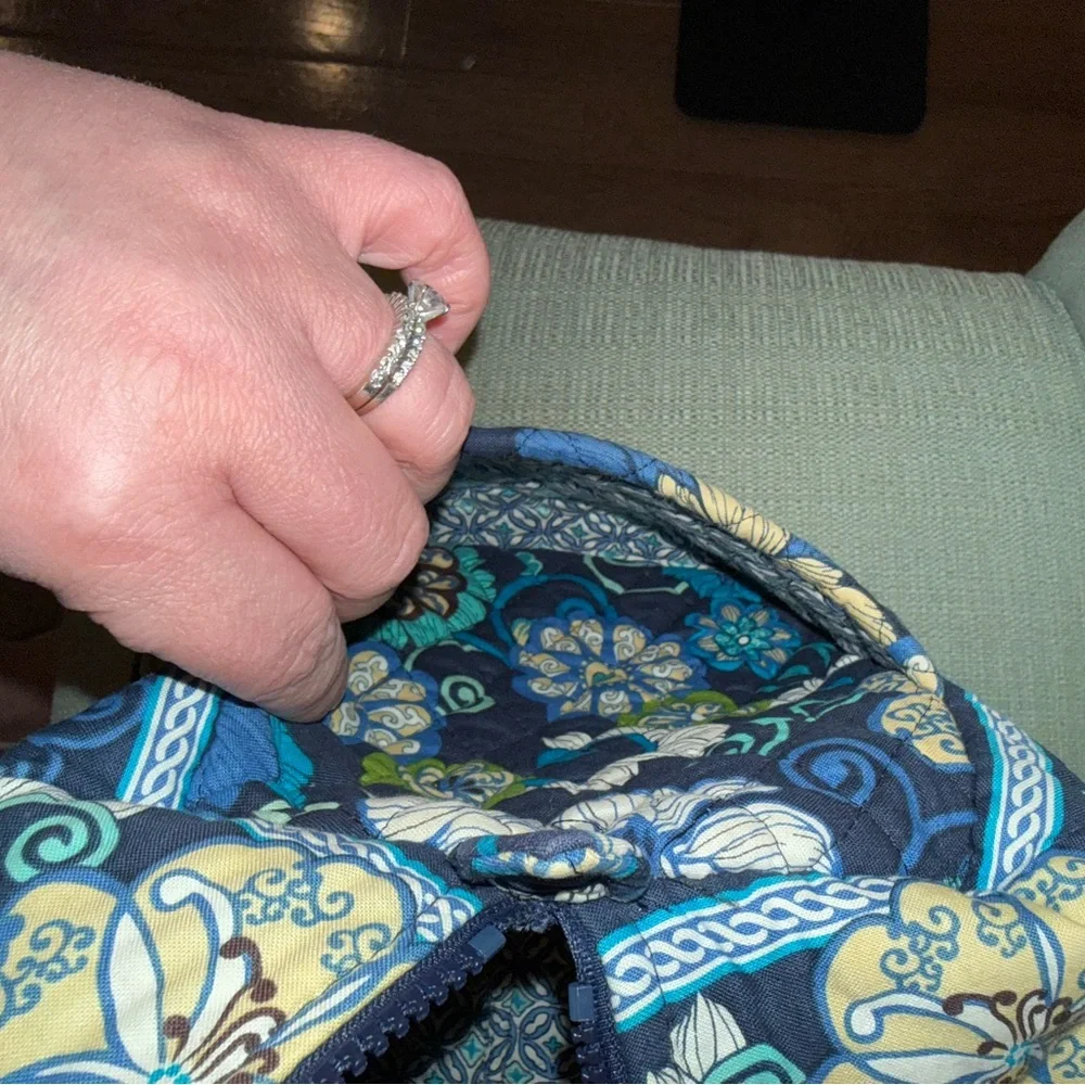 Vintage Vera Bradley in Mod Floral Blue - Sm Duffle, Jewelry Case + Iron Pouch - Picture 3 of 12